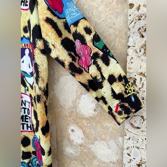 Women’s Blouse - Picture 4 of 12